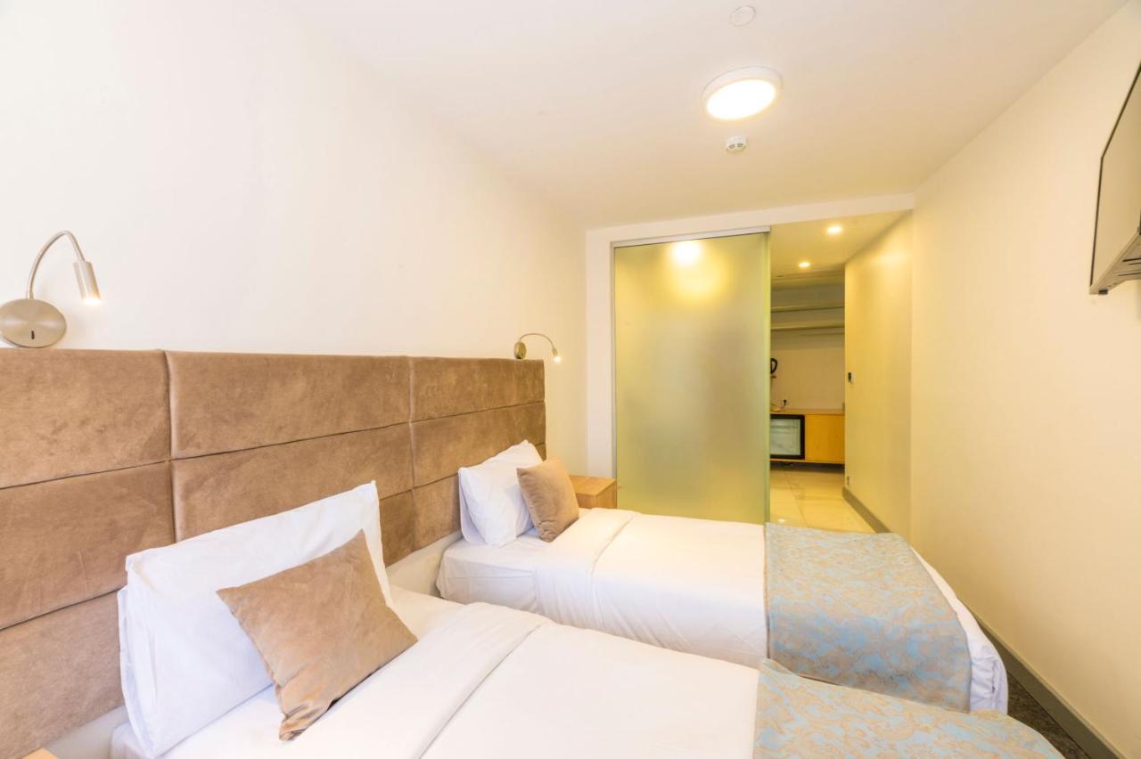 Taksim Hotel V Plus Istanbul Bagian luar foto
