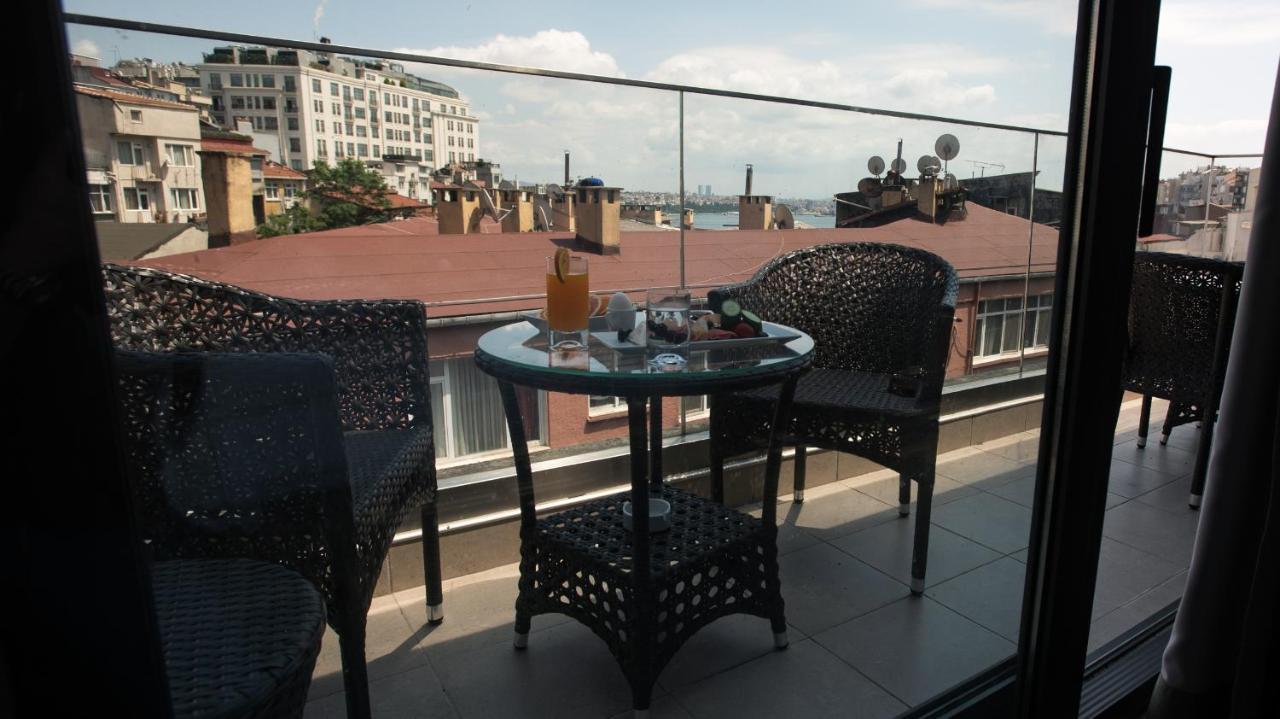 Taksim Hotel V Plus Istanbul Bagian luar foto