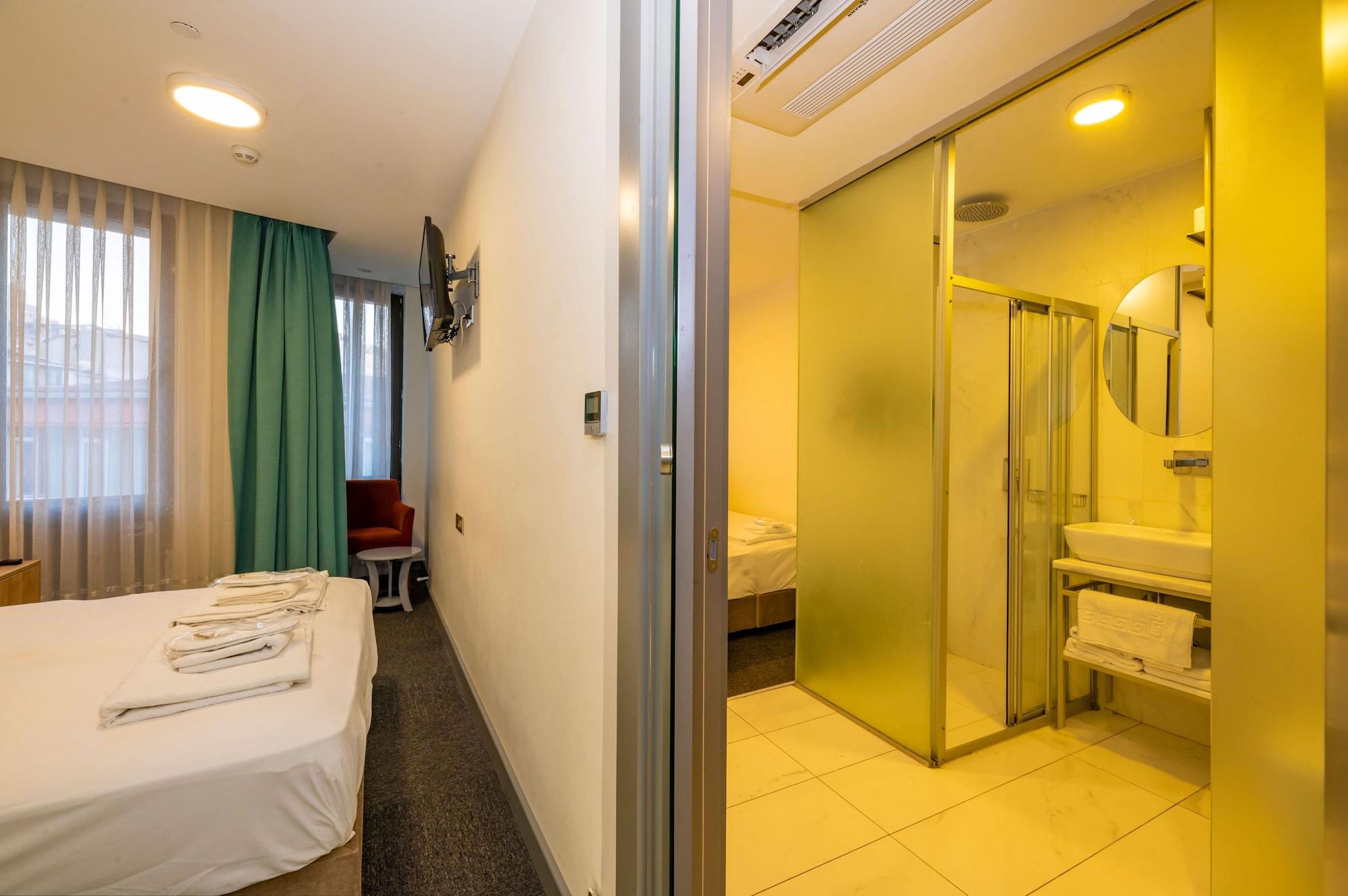 Taksim Hotel V Plus Istanbul Bagian luar foto