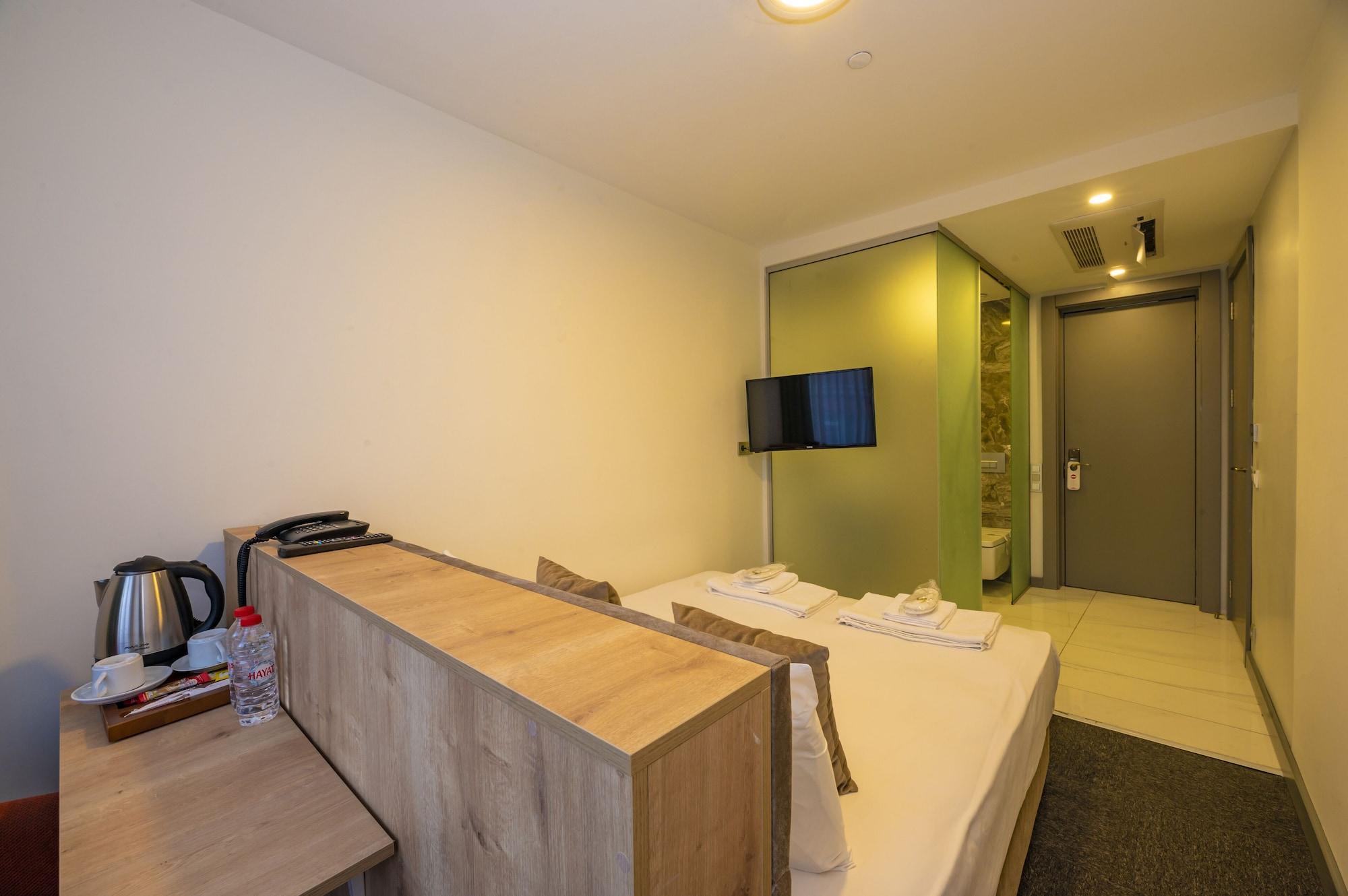 Taksim Hotel V Plus Istanbul Bagian luar foto