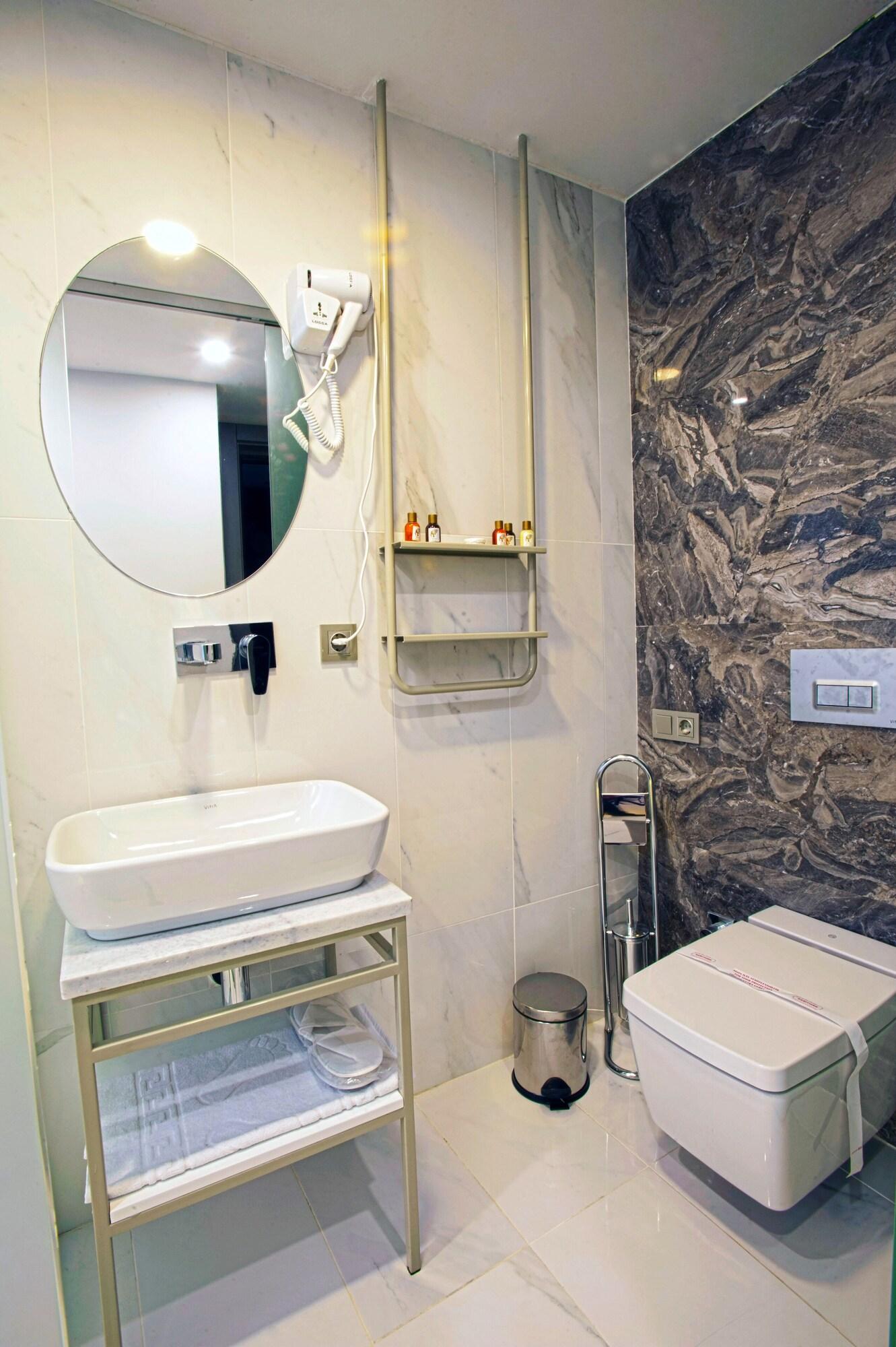 Taksim Hotel V Plus Istanbul Bagian luar foto