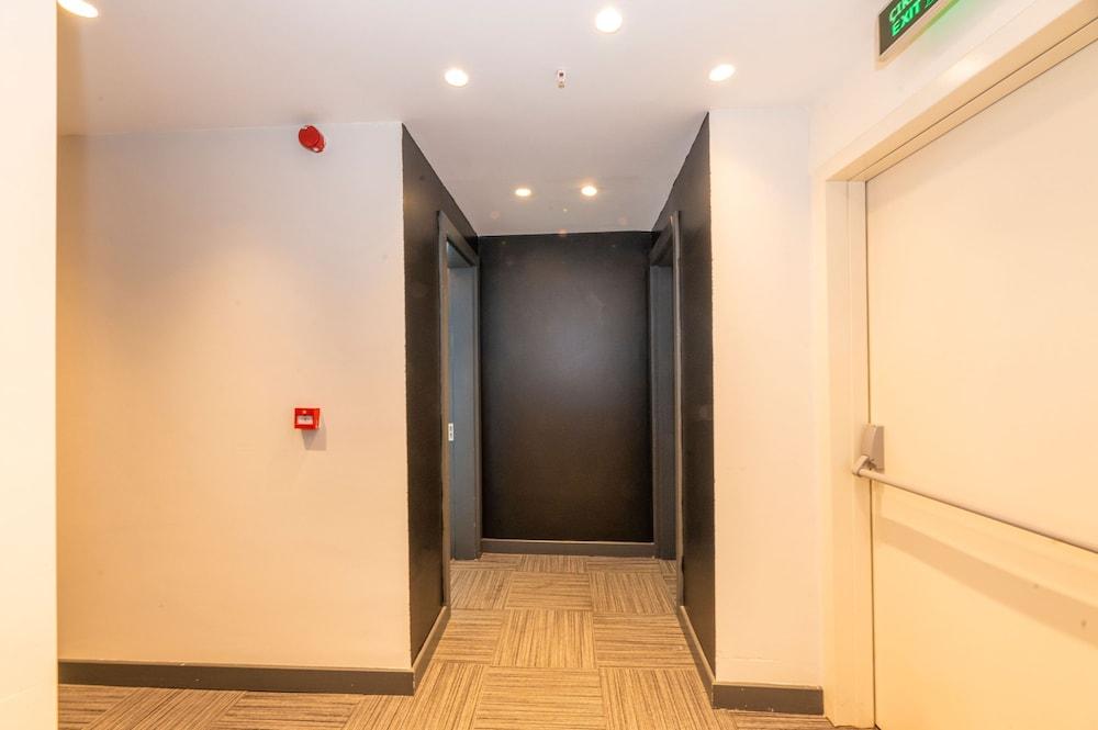Taksim Hotel V Plus Istanbul Bagian luar foto